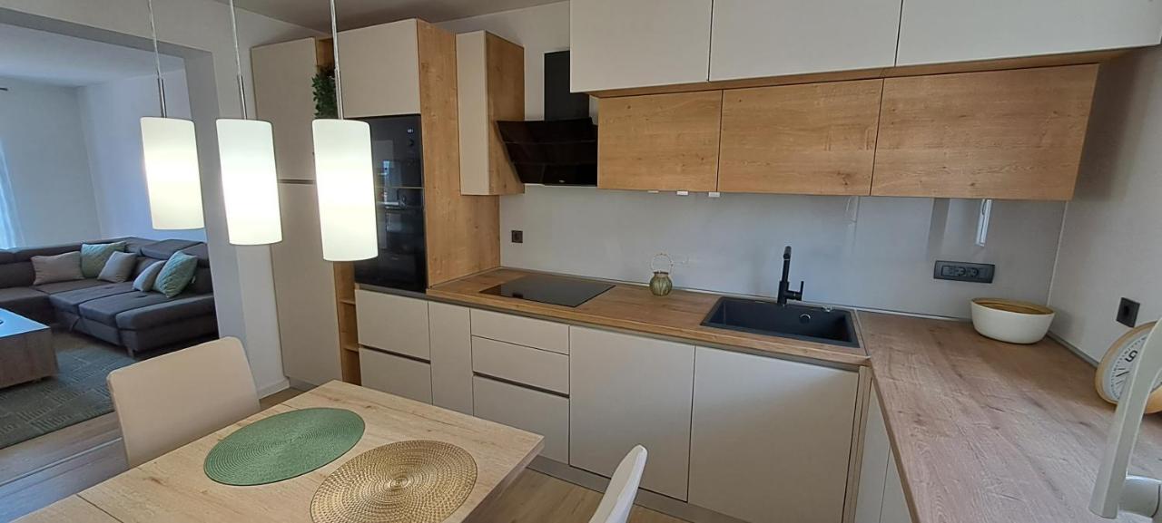 Apartments Del Mare ツリクヴェニツァ エクステリア 写真