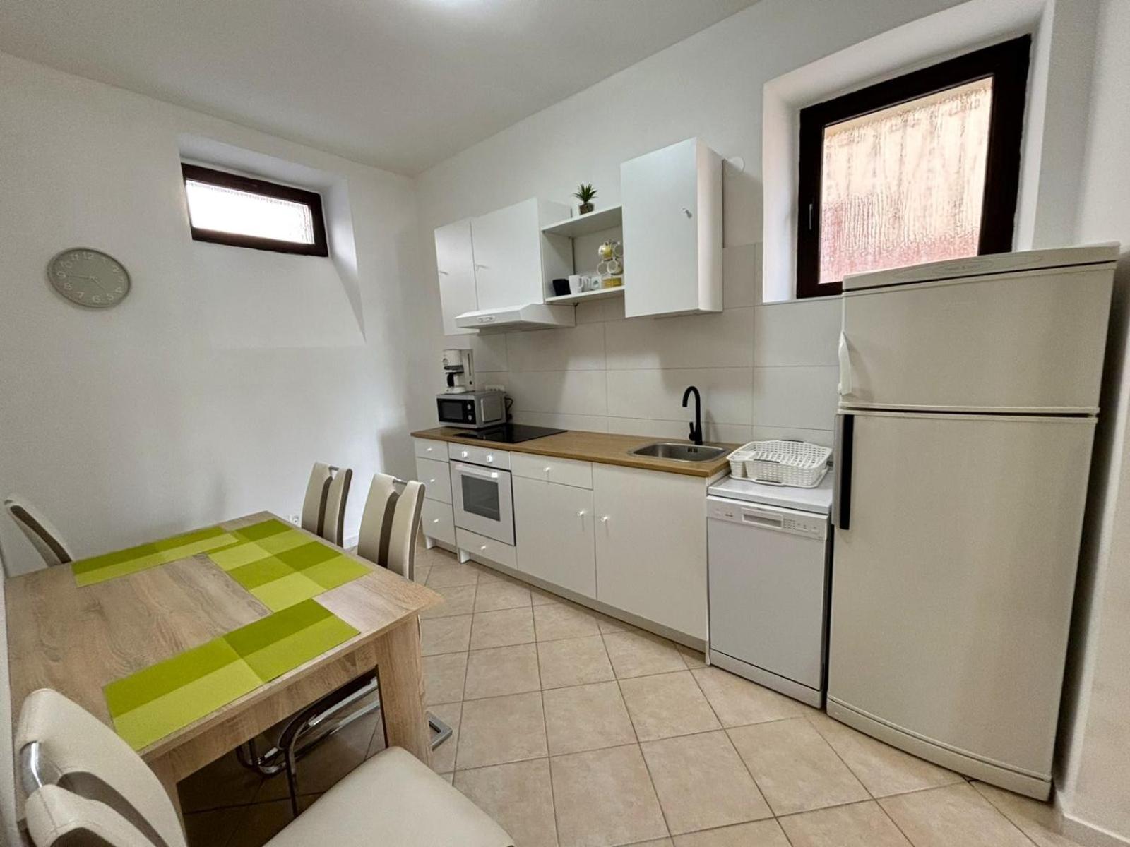 Apartments Del Mare ツリクヴェニツァ エクステリア 写真